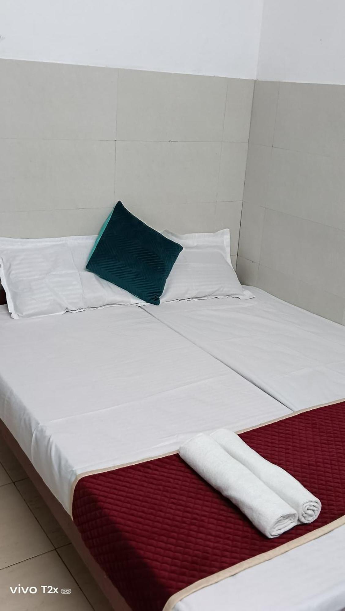 Midtown Residency Hotel Calicut Exterior foto